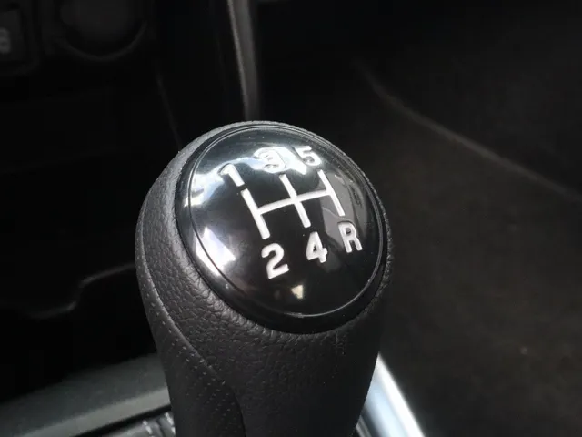 Suzuki Swift 1.2 Style Smart Hybrid