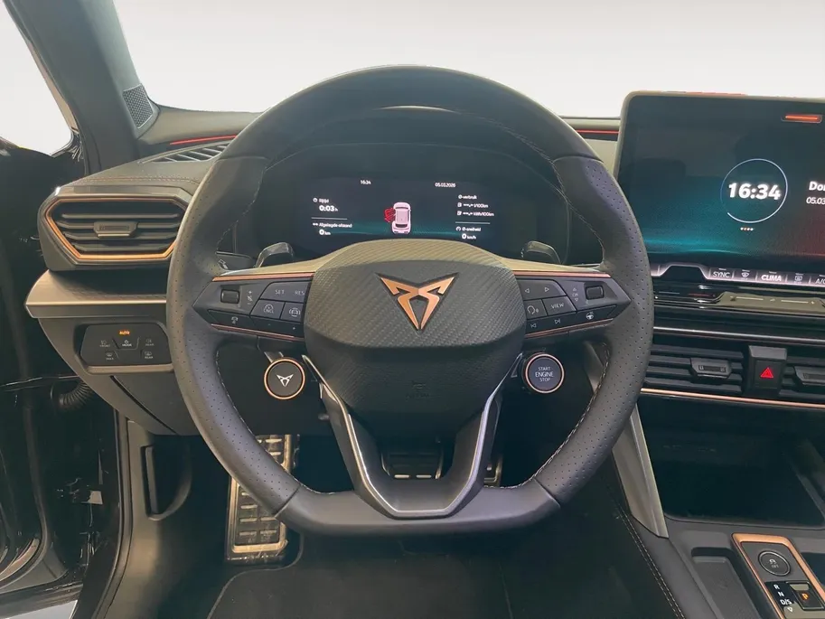 CUPRA Formentor 1.5 TSI e-Hybrid Business | Cruise Control | Climate Control | Camera | Digitaal Dashboard | Navigatie | Stoelverwarming |