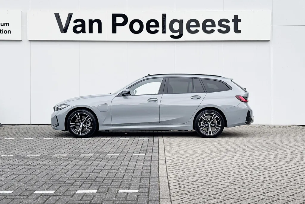 BMW 3 Serie Touring 330e