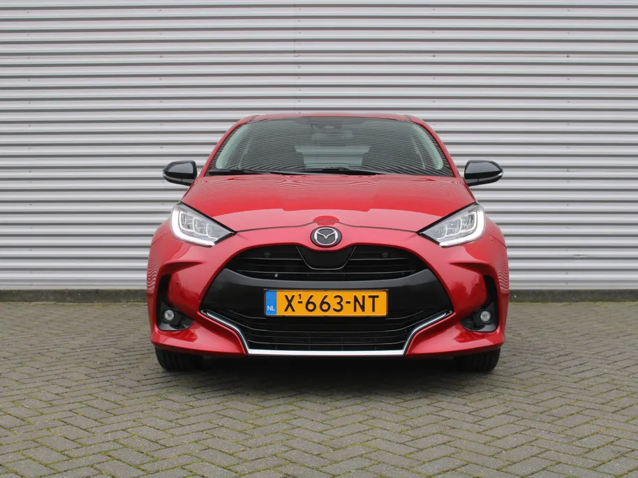 Mazda 2 Hybrid 1.5 Select | 16' LM | Stoel- & stuurverwarming | HUD | Camera | Dodehoek sensor |