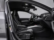 Audi A5 Avant 2.0 e-hybrid 299pk Quattro S Edition · Camera · Inklap. Trekhaak · ACC · Apple/Android Car Play · Zwart Optiek Pakket · Stoelverwarming · Garantie t/m 05-08-2029 of 100.000km · EXTRA INRUILKORTING ·