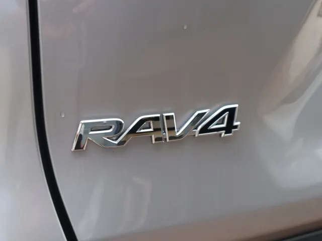 Toyota RAV4 2.5 Hybrid AWD Dynamic | Trekhaak | All Seasons