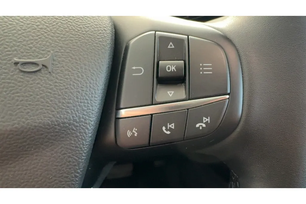 Ford Kuga Ford Kuga 2.5 PHEV Titanium stoel/stuurverwarming | panoramadak
