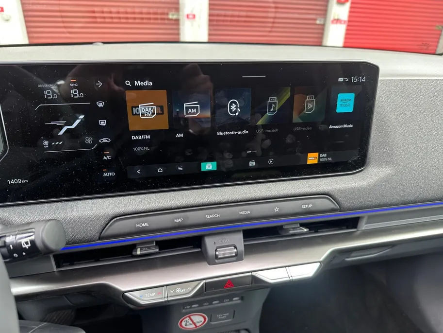 Kia EV2 Plus Advanced 42.2 kWh Panorama dak | Harman & Kardon | Navigatie | Stoel & stuurverwarming | Fabrieksgarantie t/m 5-6-2033 +3x 1 jaar* | NAP