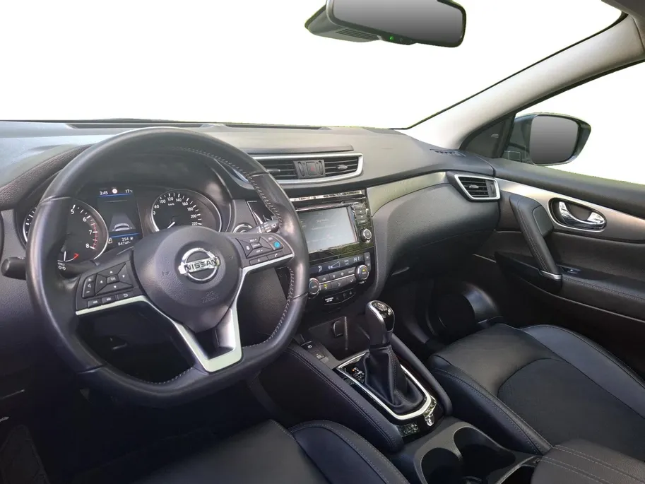 Nissan QASHQAI 1.3 DIG-T Tekna | TREKHAAK | STOELVERWARMING | PANO DAK | CLIMATE | ALL SEASON BANDEN |
