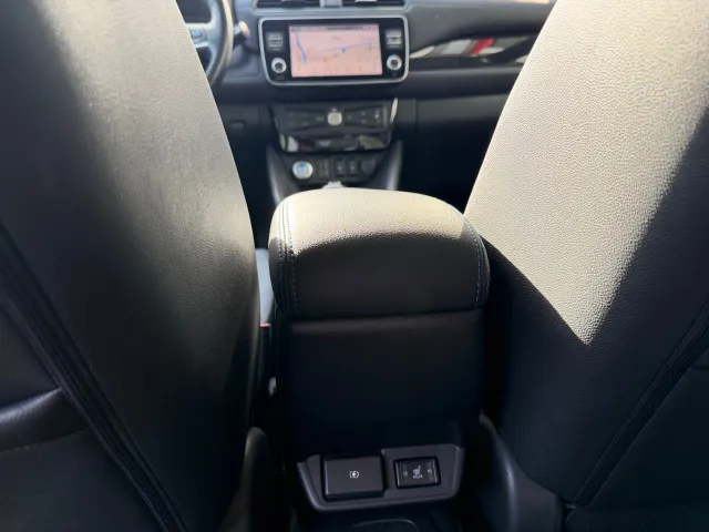 Nissan Leaf Electric 39kWh Tekna | Leder | Navigatie | Apple CarPlay | Android Auto | App Connect | Keyless