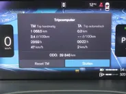 Volvo XC60 2.0 T8 Plug-in hybrid AWD Ultimate Black Edition | Trekhaak elektr. | Luchtvering | Schuifdak | Leer | Geheugenstoelen | B&W audio | Stoelventilatie | Winterset | Zeer nette auto |