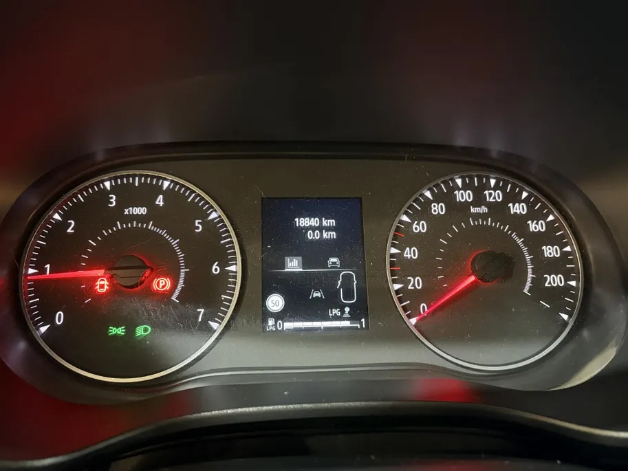 Dacia Sandero Stepway 100PK TCe ECO-G Extreme (LPG) | 1ste Eigenaar | Trekhaak | 1100KG Trekgewicht | Camera | Apple Carplay/Android Auto | Parkeersensoren | Lichtmetalen Velgen | Licht & Regen Sensor | LED Lampen|
