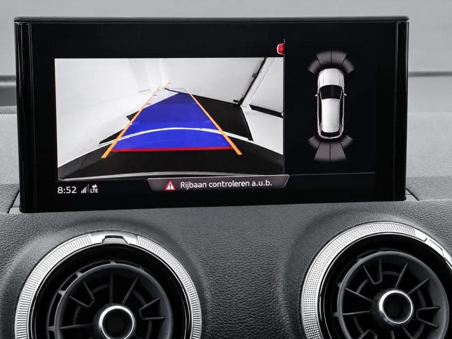 Audi Q2 35 TFSI 150pk S Edition · Camera · Matrix LED · Apple/Android Car Play · Adaptive Cruise Control · Stoelverwarming · Verkeersbord Detectie · Virtual Cockpit ·