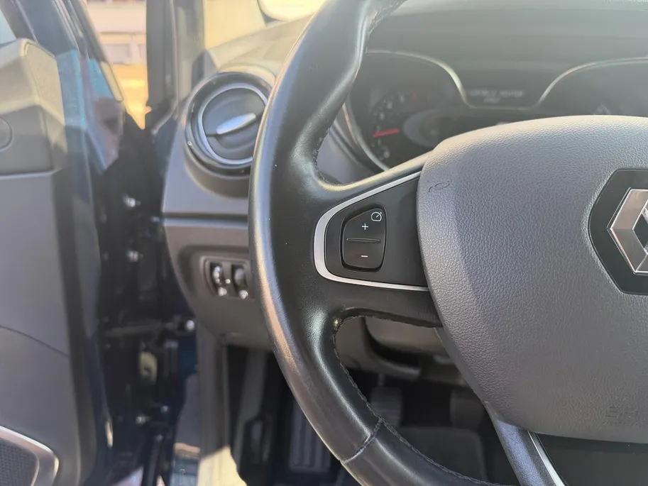 Renault Captur 1.3 TCe Intens | Trekhaak | Navigatie | Bluetooth | Cruise & Climate Control | Parkeersensoren | Camera | Onderhoudshistorie | 12 Maanden BOVAG Garantie