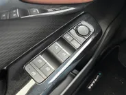 Suzuki e Vitara Style 61 kWh | Nieuw te bestellen | Panoramadak | 426km actieradius WLTP |
