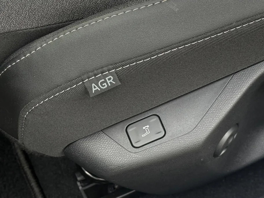 Opel Astra Sports Tourer 1.6 Turbo Plug In Hybrid GS | Panoramadak | HUD | Adapt. Cruise Control | Voorstoelen verwarmd | Elektr. kofferklep | 360 camera | 12 maanden garantie