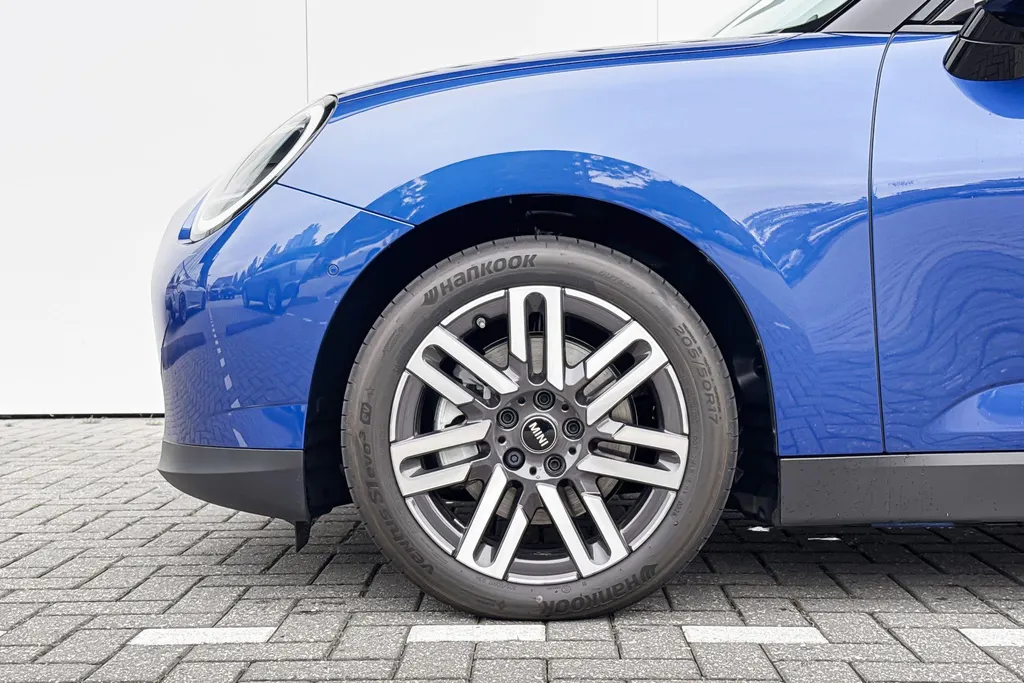 MINI Cooper 3-deurs Electric Cooper SE Favoured M 54.2 kWh