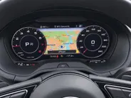 Audi Q2 35 TFSI/150PK S Line Panoramadak · Navigatie · Apple/Android Car Play · Stoelverwarming ·