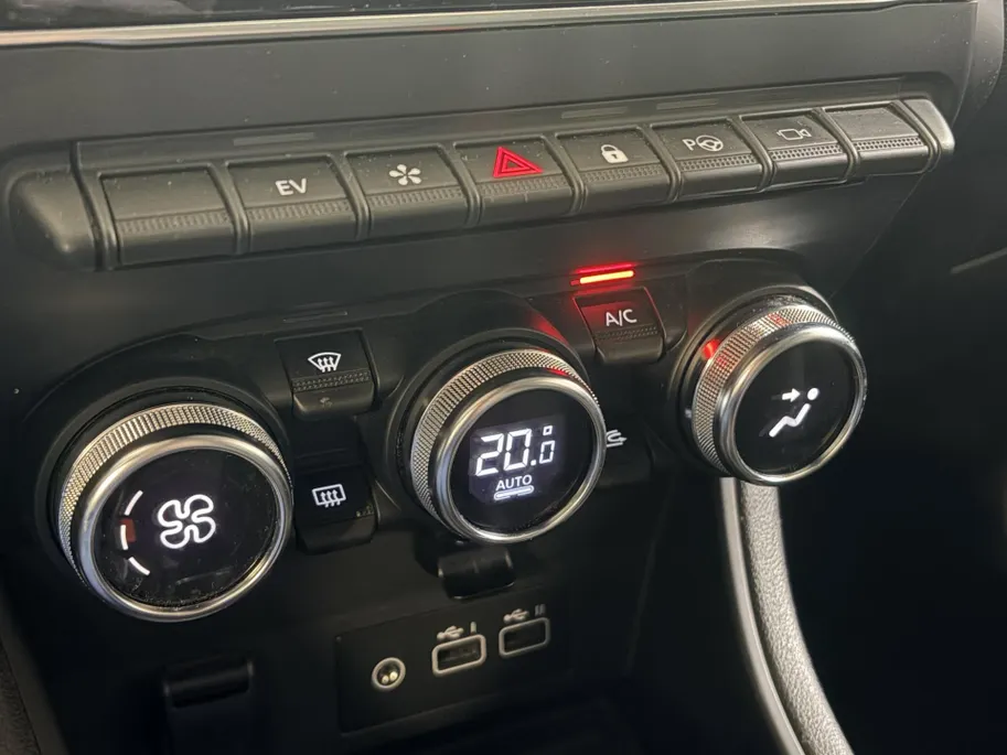 Renault Captur 145PK E-Tech Full Hybrid Techno Automaat | 1e eigenaar | 360 Camera | Adaptive Cruise Control | Apple CarPlay/Android Auto | Licht & Regen Sensor | Full LED | Lichtmetalen Velgen |