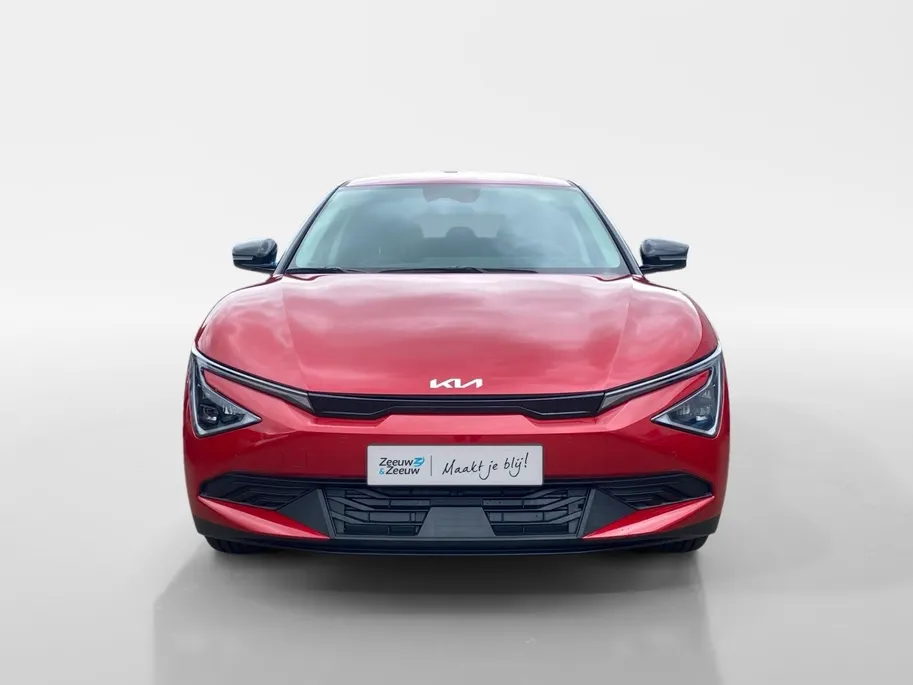 Kia EV6 Light Edition 63 kWh | VOORRAAD VOORDEEL NU €42.950,- | Direct leverbaar | Stoel+Stuur verwarming | Climate control | Navigatie | Parkeer camera achter | Parkeer sensoren voor en achter