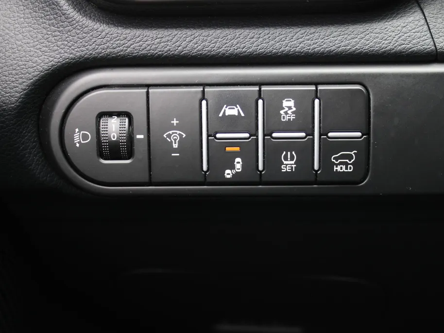 Kia ProCeed 1.5 T-GDi GT-Line | Trekhaak | Schuifdak | Stuur-/stoelverwarming | Camera | Dodehoek detectie | Telefoonlader | Cruise adapt. | 17' LM | LED |