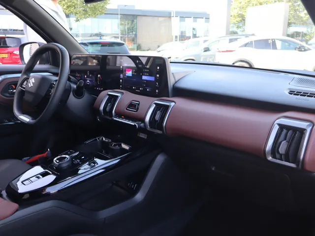 Suzuki e Vitara Style 61 kWh