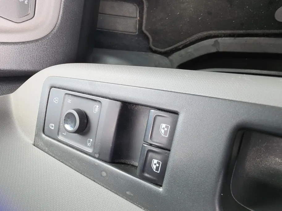 Volkswagen ID. Buzz Pro Advantage 77 kWh | Navigatie Pack | Keyless entry | Parkeercamera