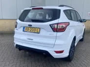 Ford Kuga 1.5 EcoBoost 150 pk ST Line afneembare - trekhaak - voorruitverwarming - groot navi
