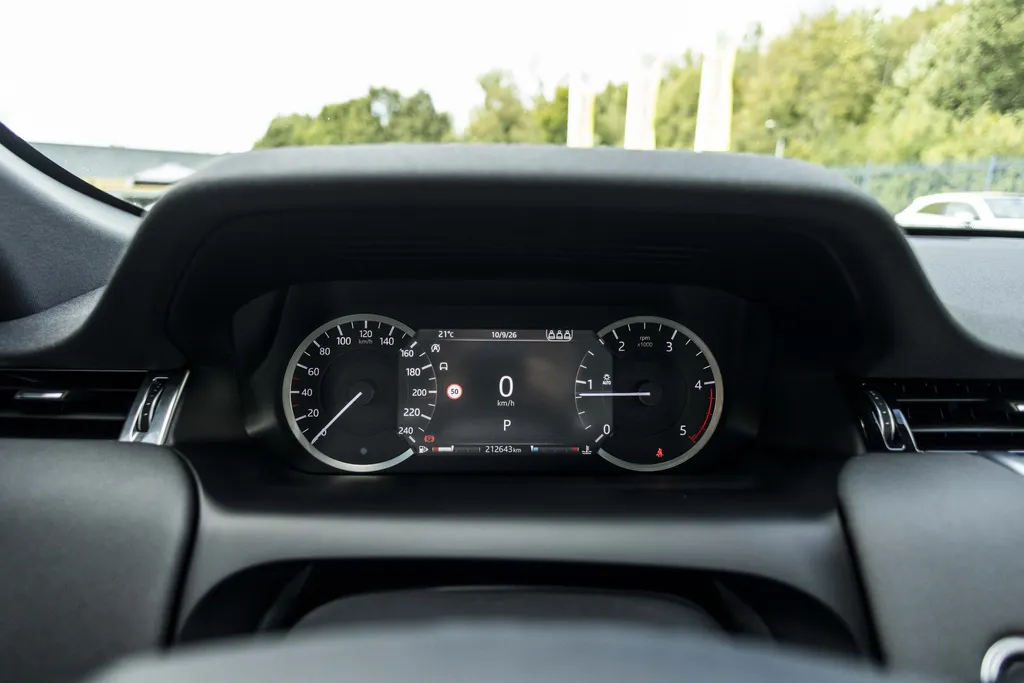 Land Rover Discovery Sport 2.0 TD4 Urban Series SE EX.BTW | Achterbank + ramen aanwezig |