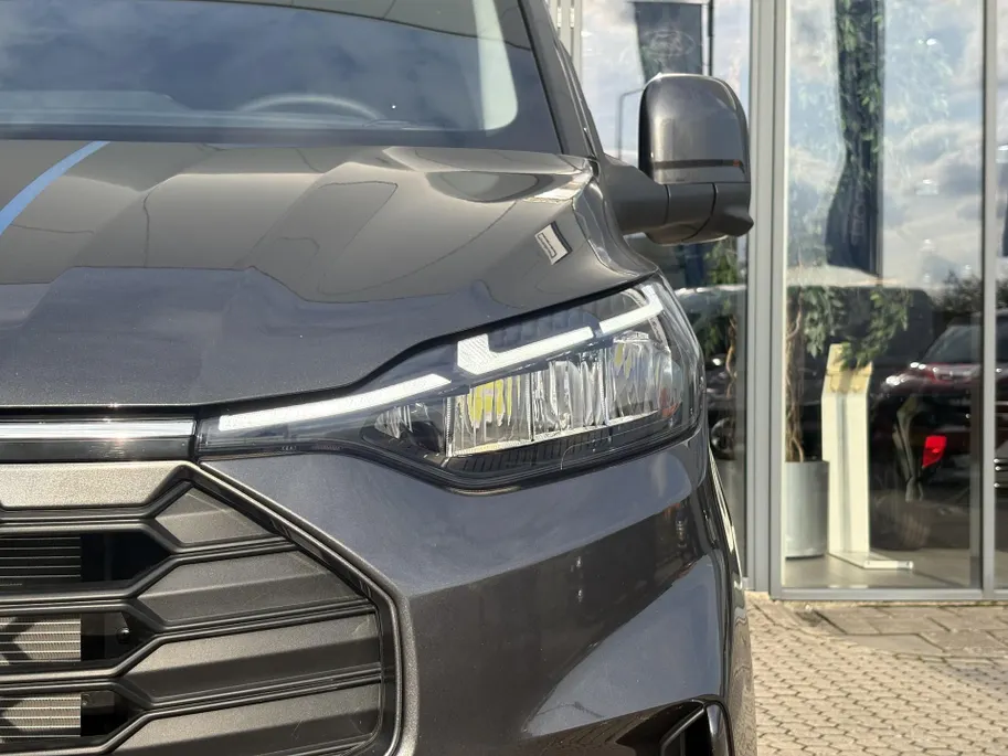 Ford Transit Custom 320 2.0 TDCI L1H1 Sport DC AWD | trekhaak | dubbele elektrische schuifdeuren | 360 camera