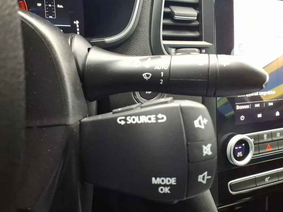 Renault Mégane Estate 1.3 TCe 140 Techno 1 jaar Garantie | Automaat | Camera | Cruise & Climate Control | 9,3'' Inch Scherm | Full Led | Apple Carplay/Android Auto | Parkeersensoren |Trekhaak