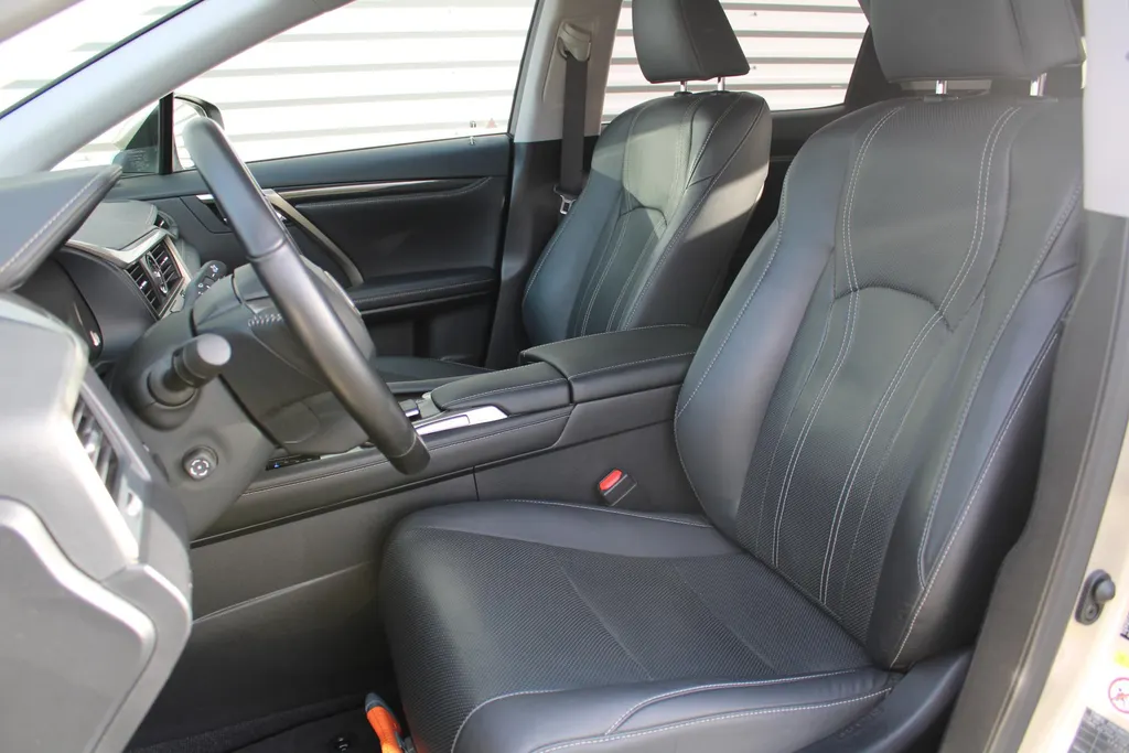 Lexus RX 450h 4WD Luxury Line | 20' LM | Navi | Camera | Leer | Schuif/kantel dak | Cruise adapt. | PDC | Stoelverwarming/ventilatie | HUD | Elek. stoelverstelling |