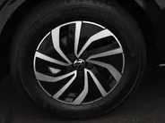 Volkswagen Polo Life Edition 1.0 TSI 95 pk 5 versn. Hand · Bluetooth telefoonvoorbereiding · Airconditioning automatisch, 2-zone (climatronic) ·