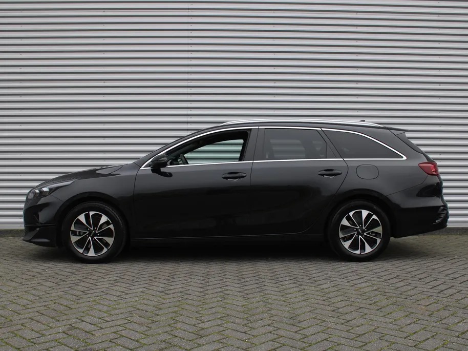 Kia Ceed Sportswagon 1.0 T-GDi MHEV Design Edition | Stuur-/stoelverwarming | Cruise adapt. | Camera | 16' LM | Dodehoekdetectie | JBL audio | LED |
