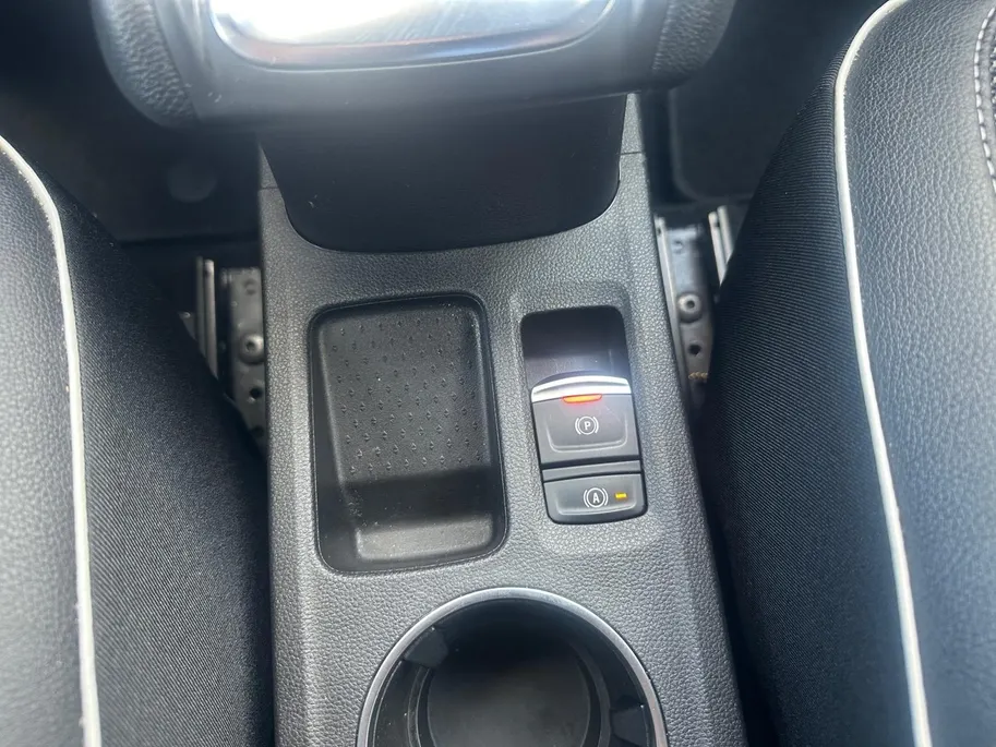 Renault Captur 1.3 TCe 130 Intens | Trekhaak | Camera | Cruise |