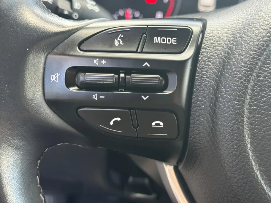 Kia Stonic 1.0 T-GDi MHEV DynamicPlusLine | Two-Tone | Camera | Keyless | Navi | Apple Carplay | Android Auto |