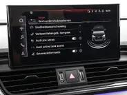Audi Q5 50 TFSIe 299pk S-tronic S edition · Camera · Wegklapbare Trekhaak · Apple/Android Car Play · Navigatie · 20'' Inch ·