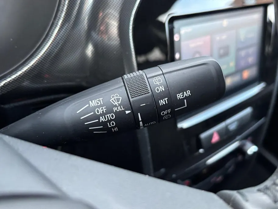 Suzuki Vitara 1.4 Boosterjet Style Smart Hybrid | Trekhaak | Dealer onderhouden | Navigatie | dodehoek detectie | Achteruitrijcamera | Stoelverwarming |10 jaar garantie! |