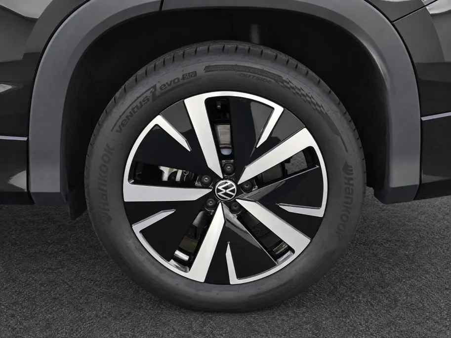 Volkswagen Tayron Life Edition 1.5 eHybrid 204 PK 6 versn. DSG · Comfort Pakket · Trekhaak · Achteruitrijcamera · Stoel- en stuurverwarming