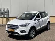 Ford Kuga 1.5 EcoBoost 120 pk Trend Ultimate Groot Navi - Trekhaak - Voorruitverwarming
