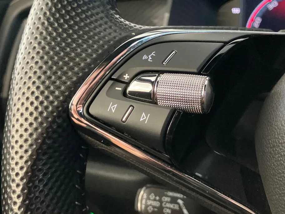 Škoda Kodiaq 1.5TSI/150PK Sportline Business 7p. DSG · Panoramadak · Camera · Leder/Alcantara · Apple/Android Car Play ·
