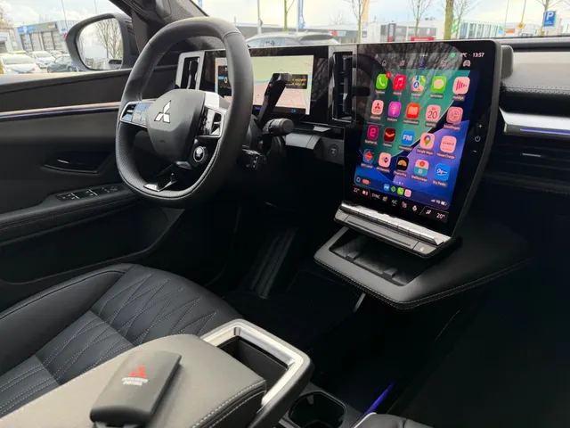 Mitsubishi Eclipse Cross 87kWh 220pk Instyle | Panoramadak | Leder | 360-Camera | App Connect