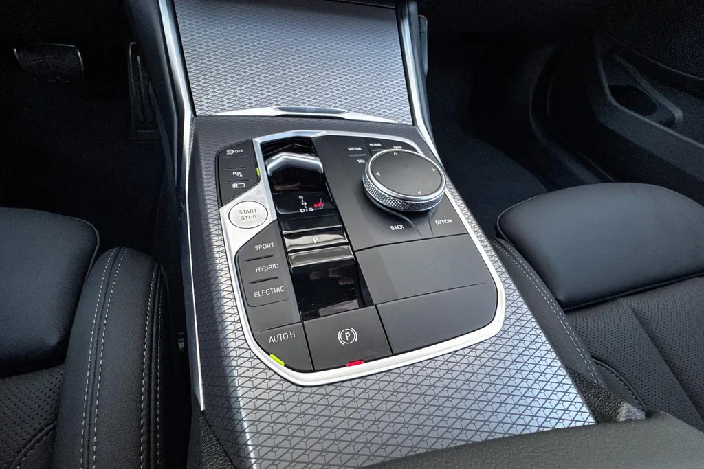 BMW 3 Serie Touring 330e