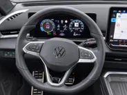 Volkswagen T-Roc 1.5eTsi/150PK R-Line · Trekhaak · Camera · Navigatie · Apple/Android Car Play · Keyless · Stoelverwarming · Garantie t/m 23-03-2028