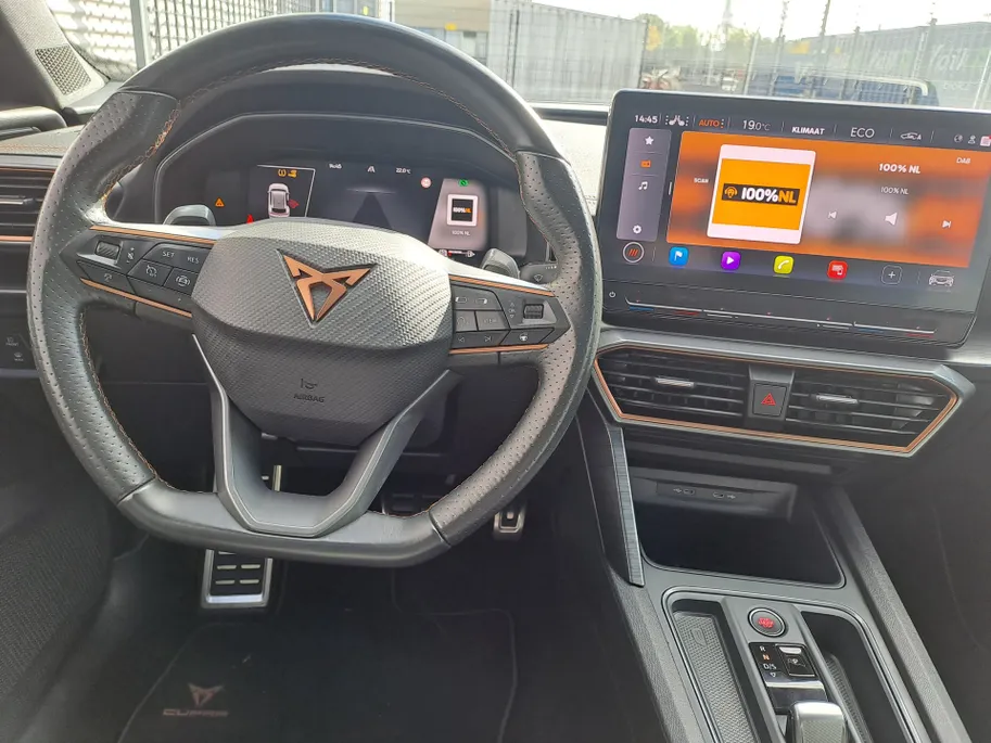 CUPRA Formentor 1.4 e-Hybrid VZ Copper Edition | Voorstoelen verwarmd | Automaat | ECC | Navi | Leer | Stuur verwarmd | Apple Carplay/Android Auto | Cruise control adaptief | SOH 93,6%