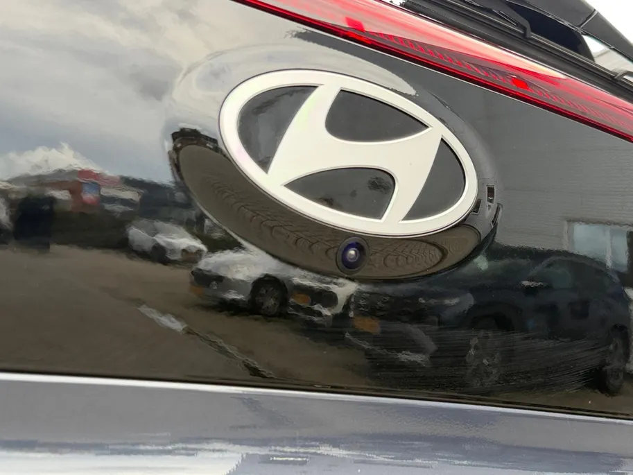 Hyundai Bayon 1.0 T-GDI Comfort | Navigatie | Achteruitrijcamera | Parkeersensoren achter | Apple Carplay/ Android Auto | Z&Z Deal!!
