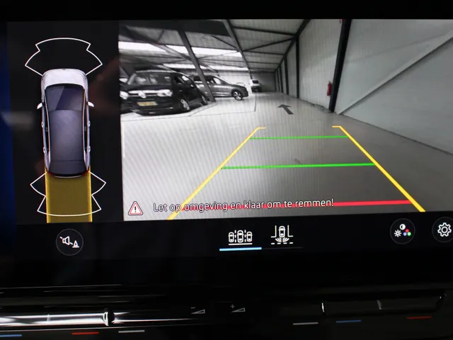 Volkswagen ID.3 Pro 58 kWh | Navigatie via Apple Carplay | PDC+Camera | Voorruitverw. | 19 inch LM | 93% SoH