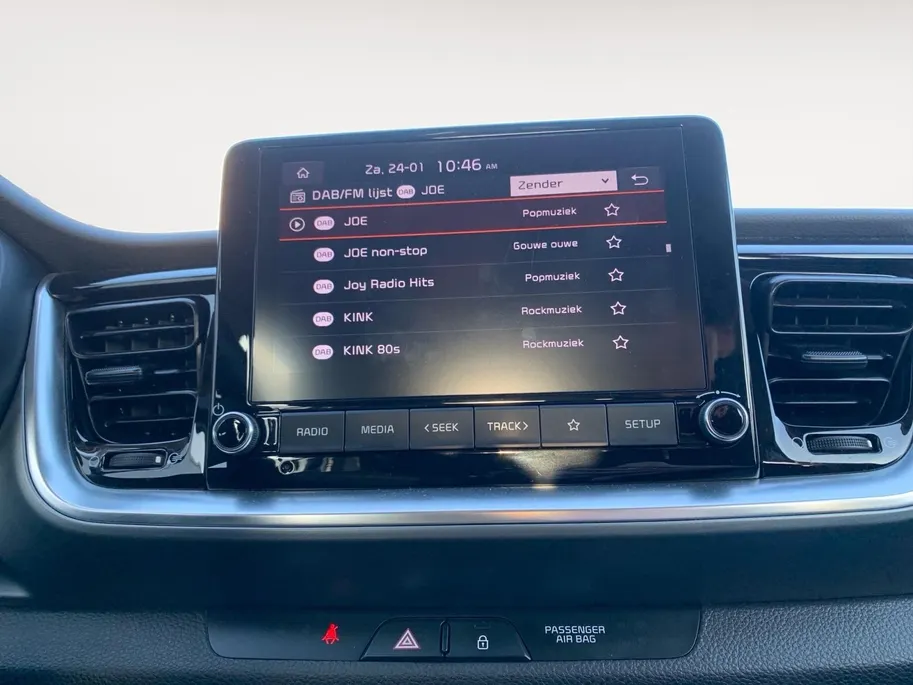 Kia Stonic 1.0 T-GDi DynamicLine | Climate control | Cruise Control | Camera | LM Velgen | Apple Carplay/Android Auto |