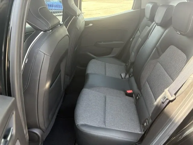 Renault Clio 1.0 TCe Intens | Parkeersensoren achter | Handsfree sloten en sluiten |