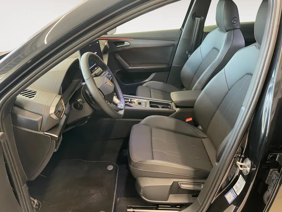 CUPRA Formentor 1.5 TSI e-Hybrid Business | Cruise Control | Climate Control | Camera | Digitaal Dashboard | Navigatie | Stoelverwarming |