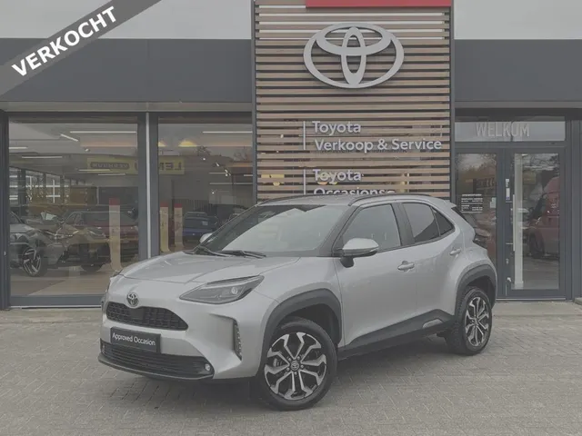 Toyota Yaris Cross 1.5 Hybrid 130 Dynamic | Stuur en Stoelverwarming | All Seasons VERKOCHT
