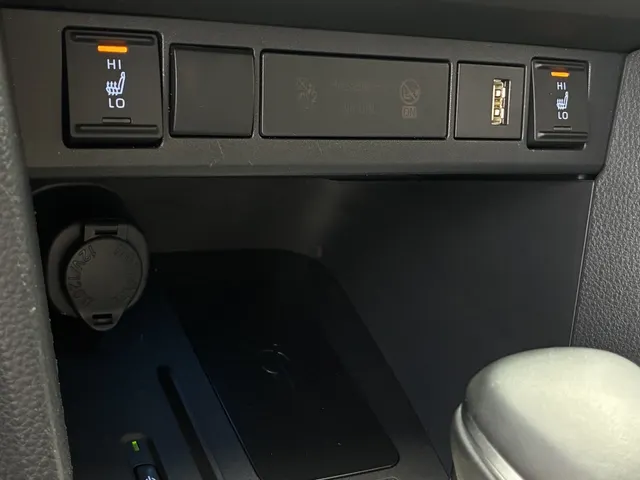 Toyota Yaris Cross Toyota Yaris Cross 1.5 Hybrid Executive | Trekhaak | HUD | JBL | PDC V+A