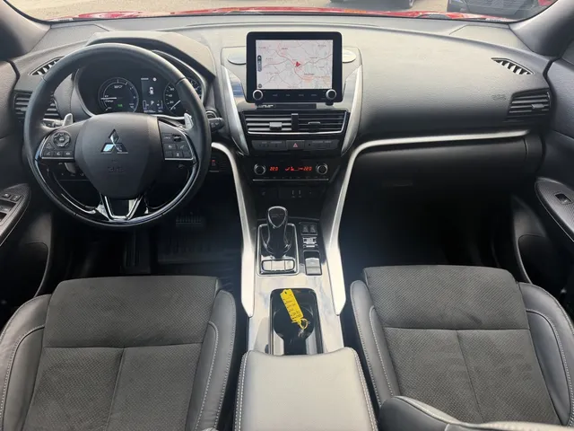 Mitsubishi Eclipse Cross 2.4 PHEV Intense+ | 360 Camera | Dodehoek | Navigatie |