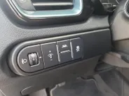 Kia Ceed 1.0T Design Edition | Stoel en stuurverwarming | Dodehoek detectie | Navigatie | Camera | Apple carplay / Android Auto | JBL sound system |